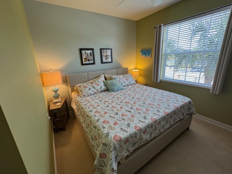 King Guestroom - 10550 Amiata Way