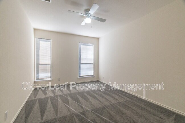 Building Photo - 9119 Spiral Woods