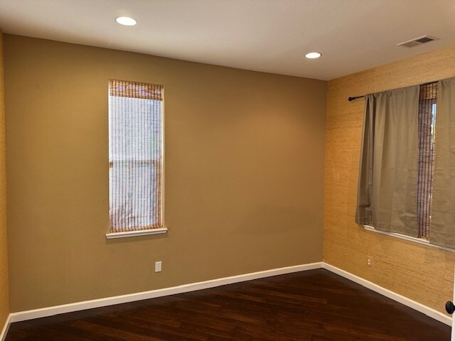 Building Photo - 9561 California Oak Cir