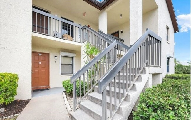 Building Photo - 9270 Lake Park Dr