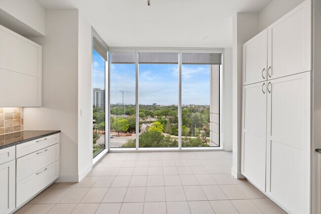 Building Photo - 3333 Allen Pkwy