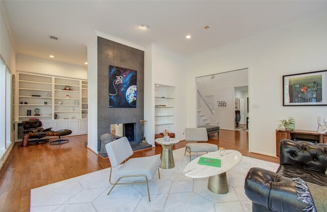 Building Photo - 15835 N Barkers Landing Rd