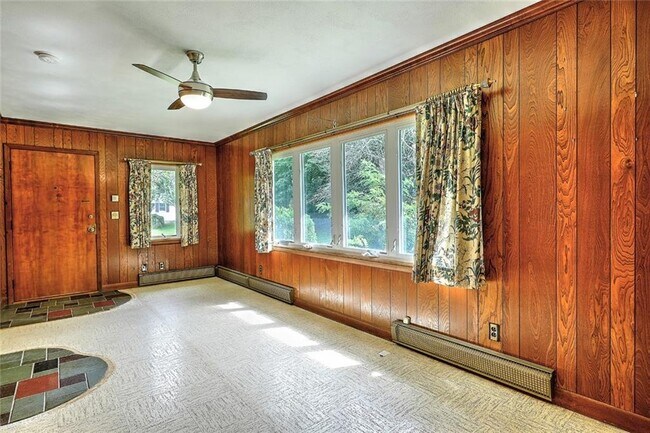 Building Photo - 5 Appian Way