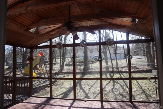 Building Photo - 55 Oakland Ave