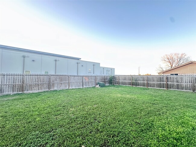 Building Photo - 1713 Mermaid Dr