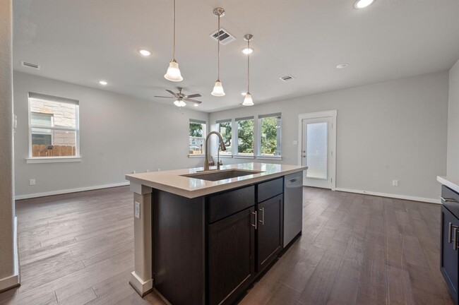 Building Photo - 2228 Rocoso Trl