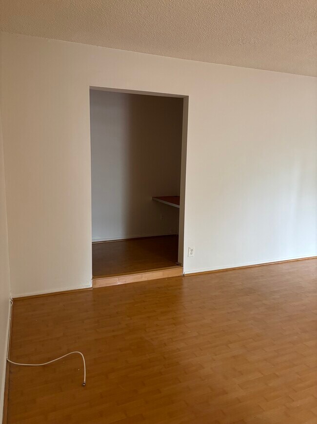 Building Photo - 6825 Whitley Ter