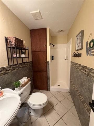 Building Photo - 604 Red Coat Ln