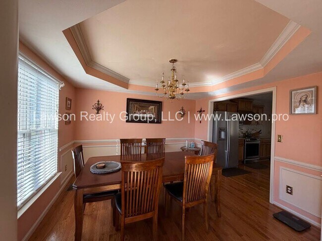 Building Photo - Gorgeous Classic Cave Spring Colonial in S...
