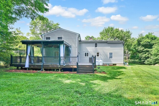 Building Photo - 228 N Granby Rd