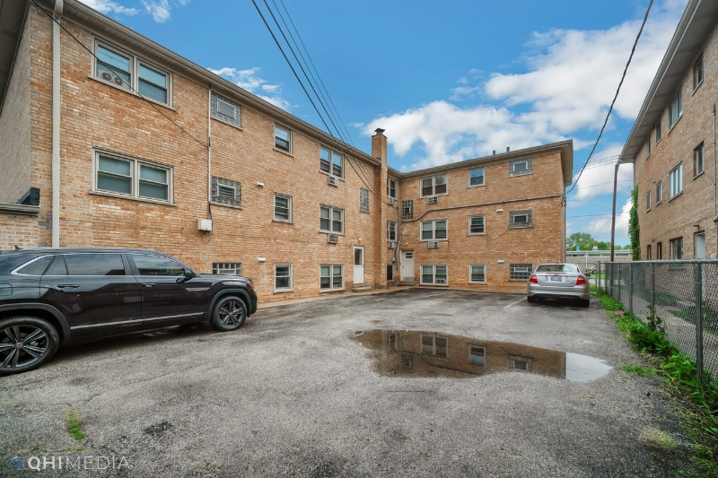 Building Photo - 3205 W 97th St