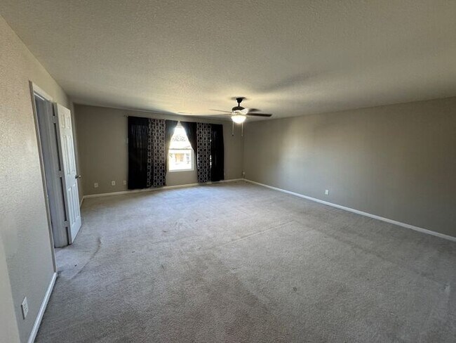 Building Photo - Your New Home for the Holidays—Tour Today!