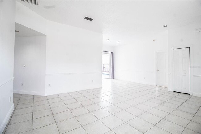 Building Photo - 2782 Picadilly Cir