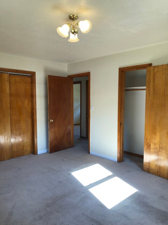 Building Photo - 10704 Moneta Rd