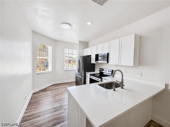 Building Photo - 9750 Sassafras Ct