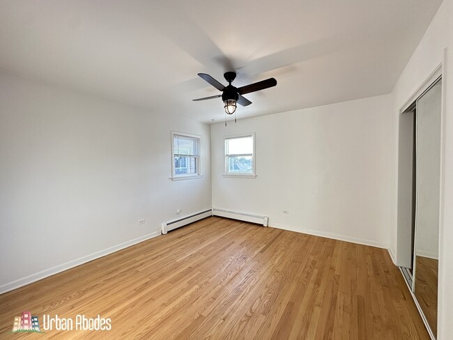 Building Photo - 1812 N 20th Ave