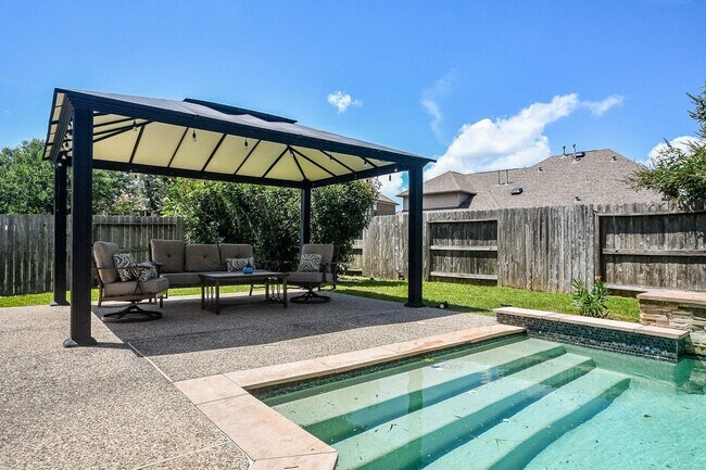 Building Photo - 28426 Rolling Ridge Dr