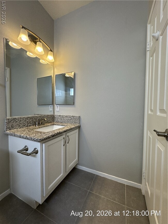 Building Photo - 2975 Bluegrass Ln