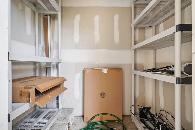 Building Photo - 3842 Carberry Dr