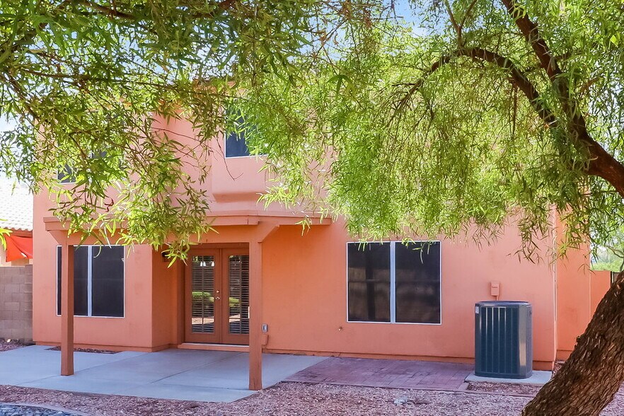 Building Photo - 5142 W Piute Ave