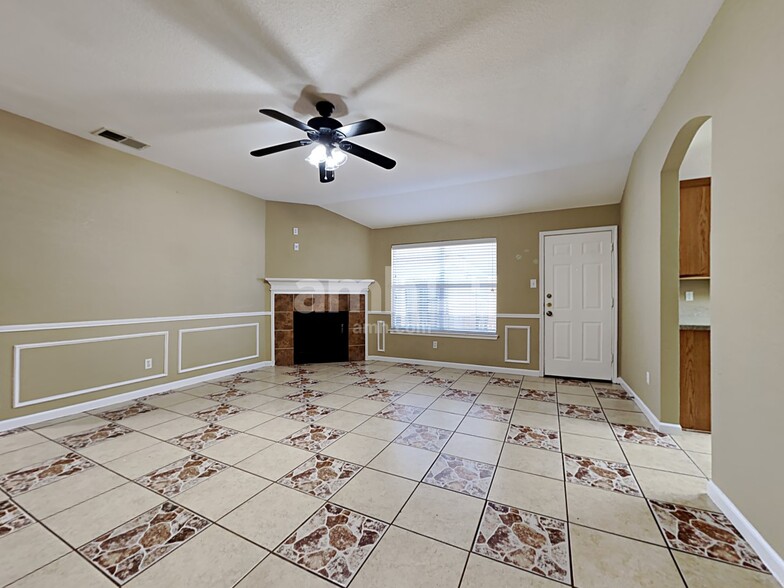 Building Photo - 12440 Silver Mist Trail