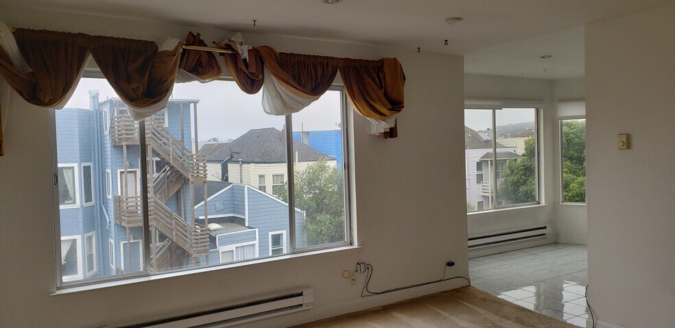 Building Photo - 363 3rd Ave