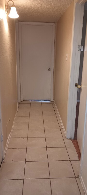Building Photo - 12615 Brookglade Cir