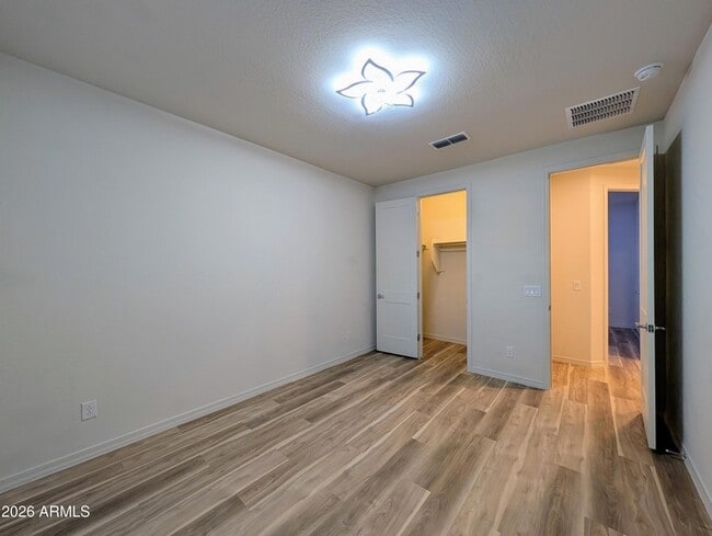 Building Photo - 5902 N 86th Dr