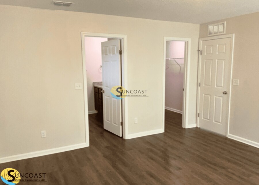 Building Photo - 8223 Golden Bamboo Dr