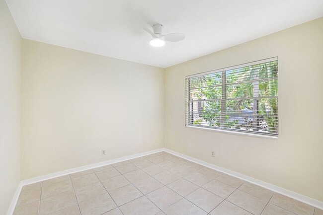 Building Photo - Goodland