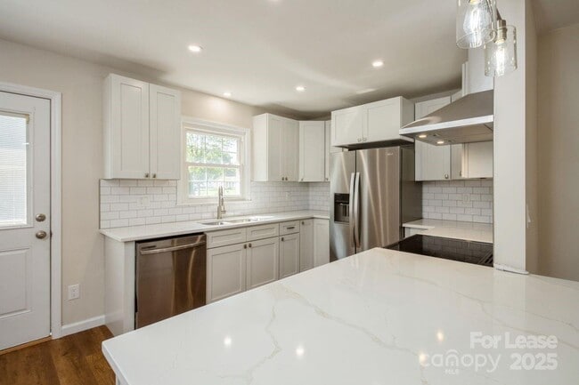 Building Photo - 2510 O'Hara Dr