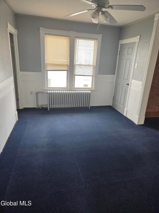 Building Photo - 48 Arnold Ave