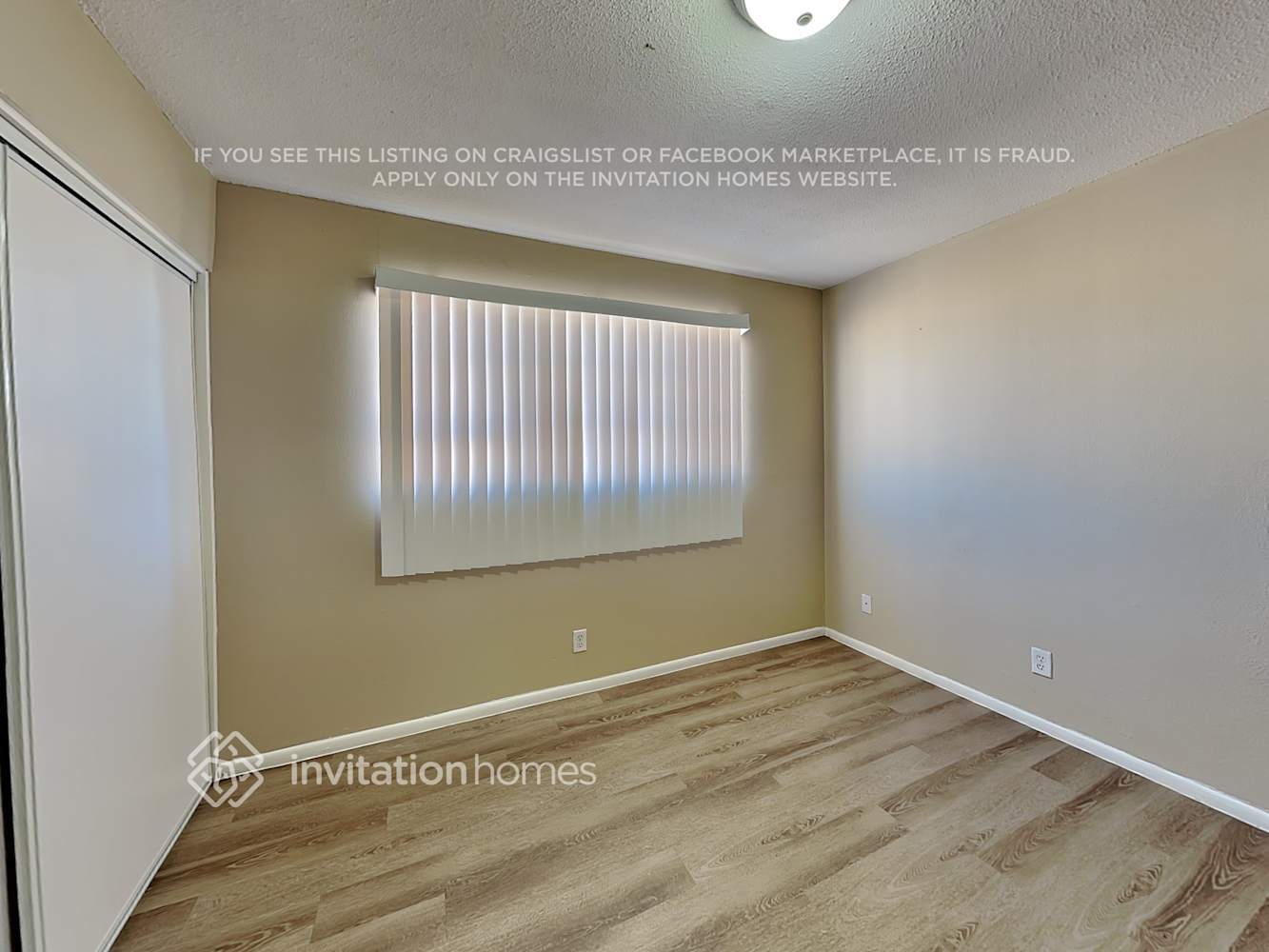 Building Photo - 3409 W Poinsettia Dr