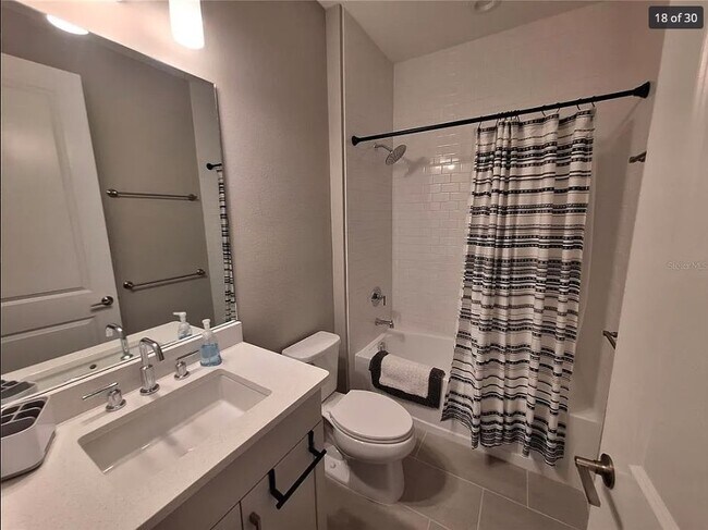 Building Photo - Annual Rental 3 Bedroom 2 Bathroom Single Family Home in Gated Community of Wellen Park