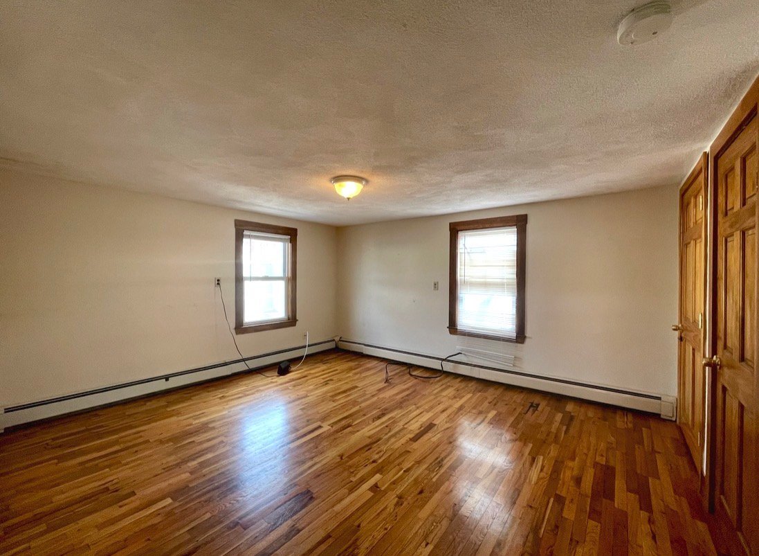 Building Photo - 585 Somerville Ave