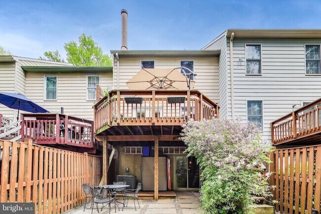 Building Photo - 13630 Cedar Creek Ln