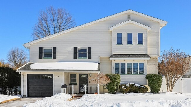 Building Photo - 70 Connor Ave