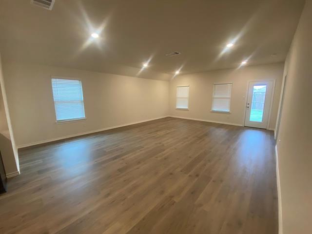 Building Photo - 112 Sunberry Dr