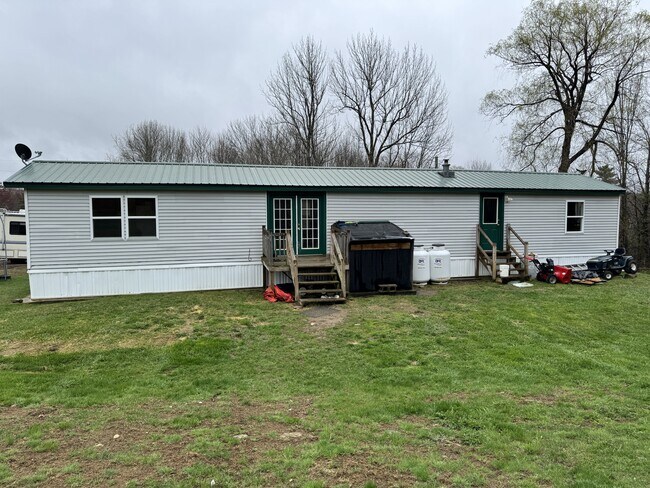 Building Photo - 411 Monroe Rd