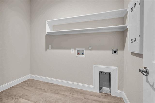 Building Photo - 825 Blackhorse Trl