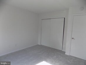 Building Photo - 106 Bancroft Rd