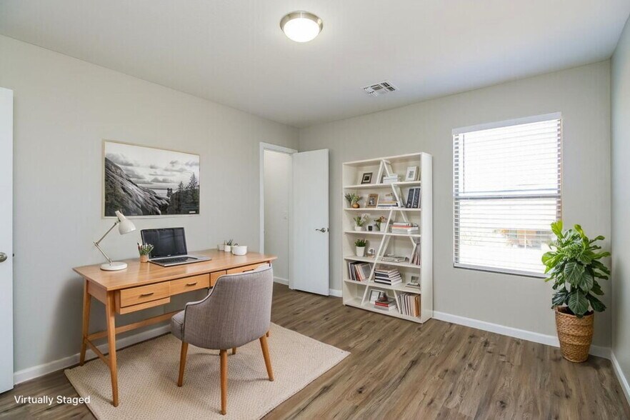 Building Photo - 1198 E Dust Devil Dr
