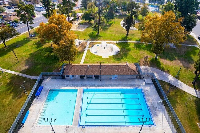 Building Photo - 430 Jefferson St