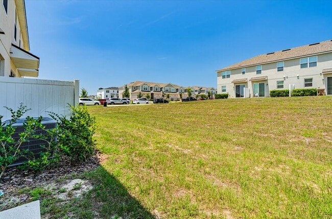 Building Photo - 1108 Lakeshore Breeze Pl