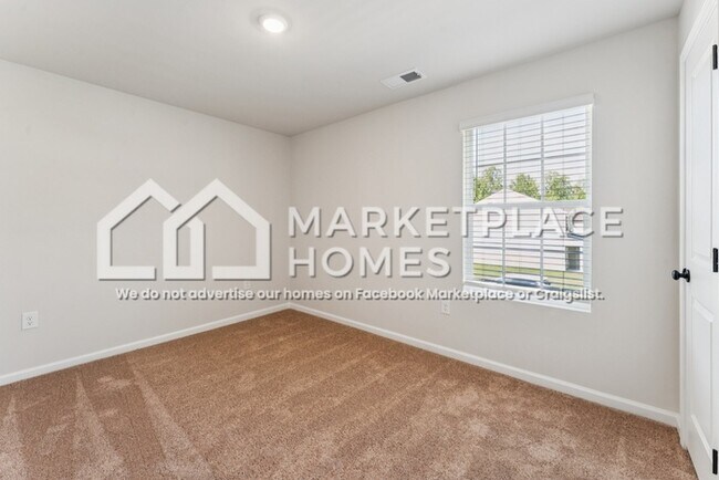 Building Photo - 3402 Saddlebred Dr