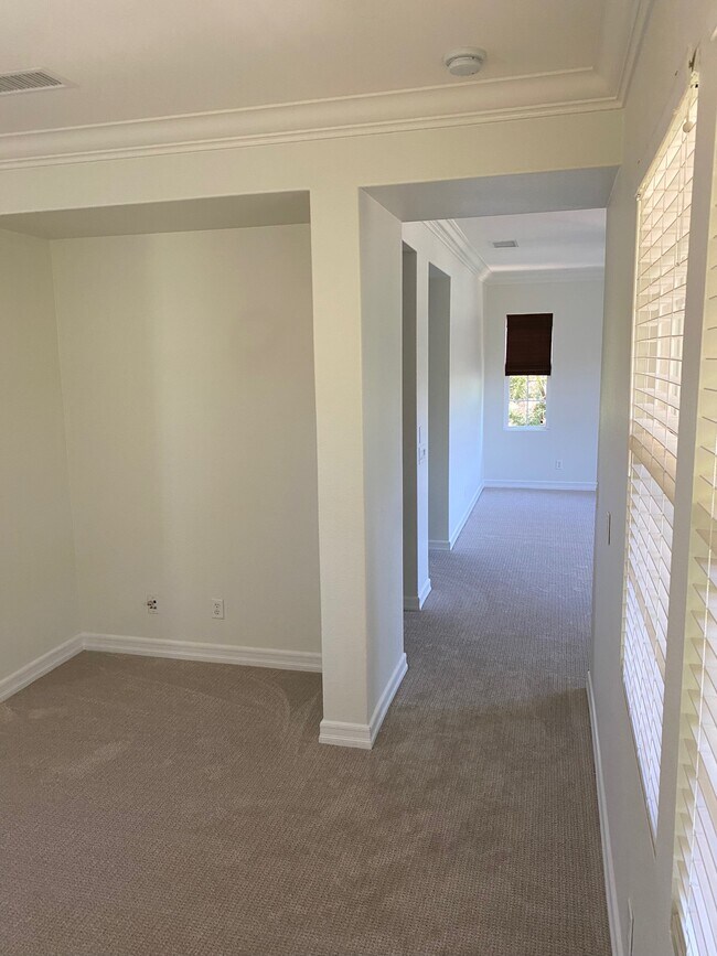Building Photo - 6848 Estrella de Mar Rd