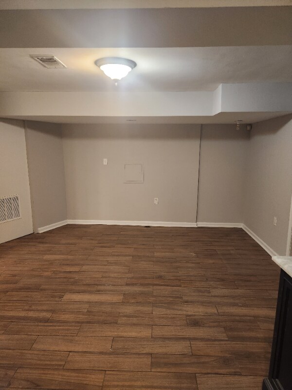 Building Photo - 8812 Cortland Ln