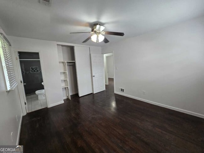 Building Photo - 6589 Allatoona Rd