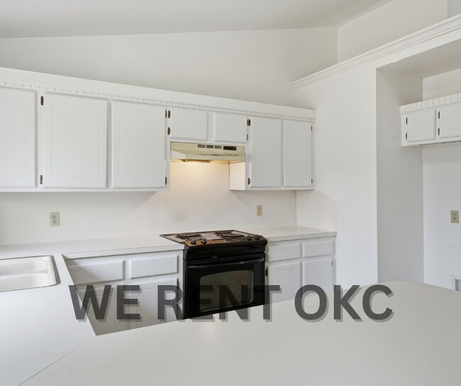 Building Photo - 12021 Moon Beam Dr