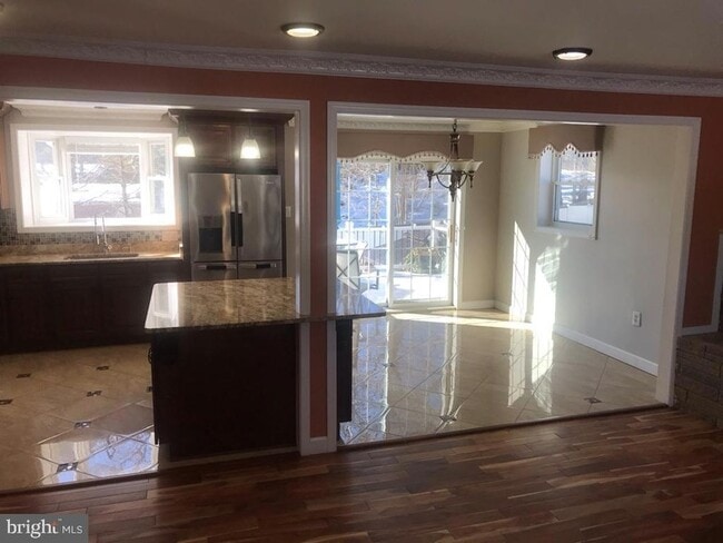 Building Photo - 7309 Sheffield Dr